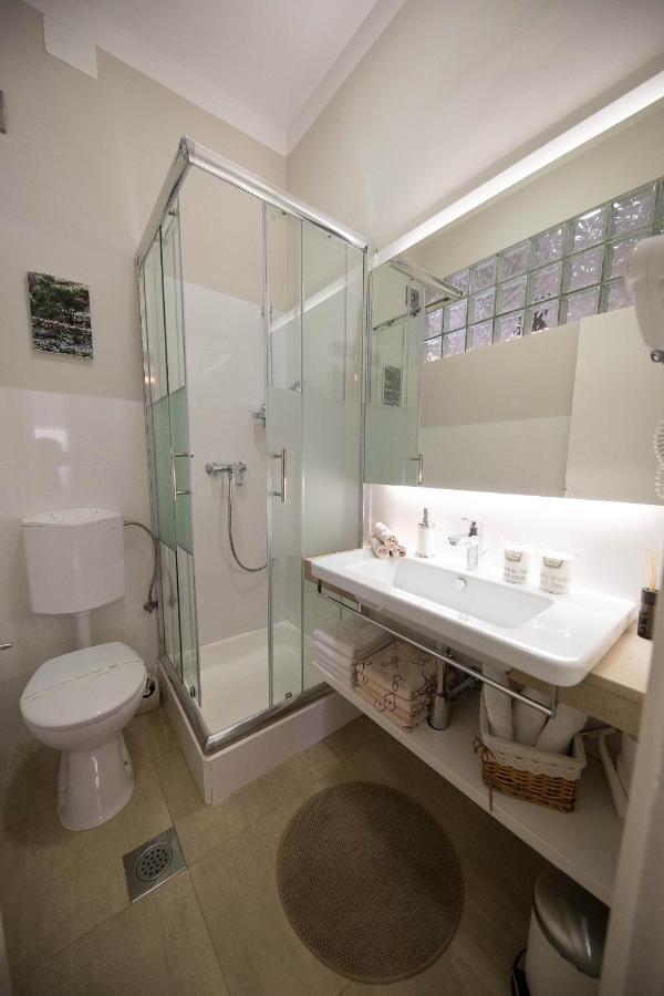 Apartmani Marion ซริกเวนิซา ภายนอก รูปภาพ