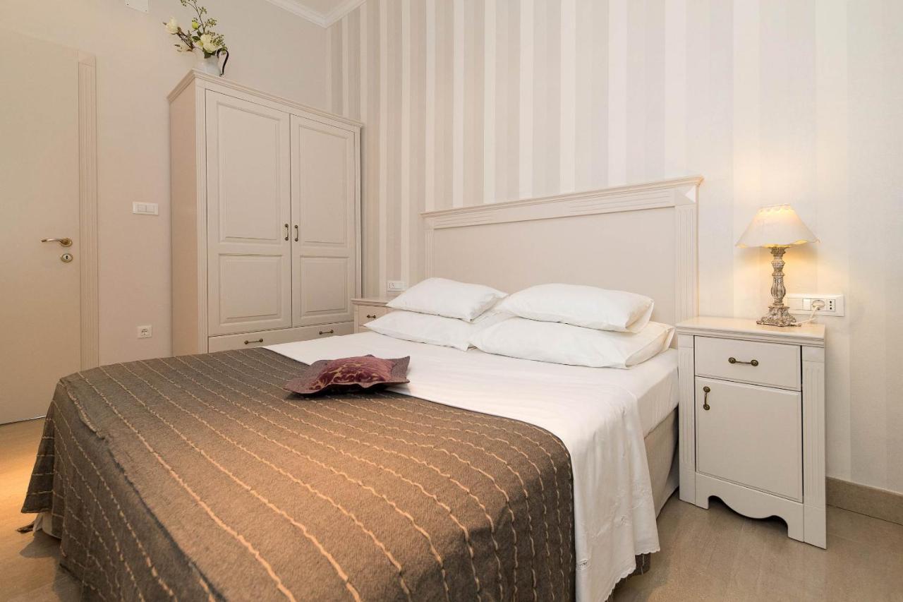 Apartmani Marion ซริกเวนิซา ภายนอก รูปภาพ